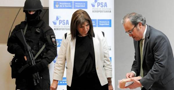 Una ciudadana boliviana y un argentino fueron detenidos en el caso, denominado 'Mudanza Blanca'.
