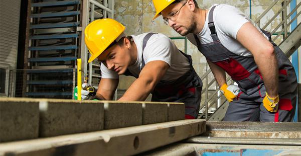 Las empresas los necesitan Hay más oferta laboral para los técnicos que para los licenciados, ya que los cargos jerárquicos son pocos.