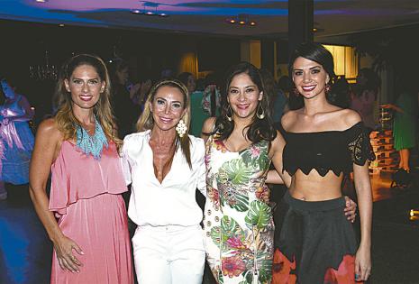 NO PODÍAN FALTAR. Jimena Antelo, Laura Donoso, Angélica Mérida y Anabel Angus, las amigas de la TV de las Picaronas
