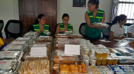 Estudiantes tienen asegurado desayuno escolar para el 2016