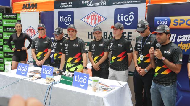 Parte del equipo del 'Chavo' Salvatierra fue presentado el sábado. Foto: Fuad Landívar