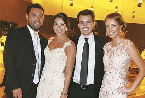 INVITADOS. Marco Peñaloza, Alejandra Méndez, Ewaldo Fischer y Karina Arce, en pleno