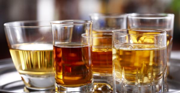 En Tarija podría cobrarse un impuesto a las bebidas alcohólicas para paliar la crisis económica en la región