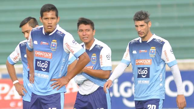 Los jugadores celestes cumplen cuatro meses sin cobrar sueldos. Foto: Agencias