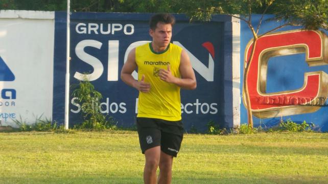 Erick Iragua se sumó a los entrenamientos del plantel albiverde