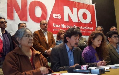 Profesionales, activistas y artistas inician campaña por el NO a la repostulación de Evo Morales