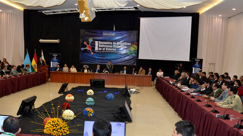 Inauguración del primer encuentro de científicos bolivianos