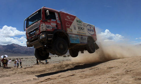 Los 'monstruos' del Dakar pasarán por Bolivia en enero. Foto: www.mascoche.net