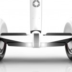 seg1 150x150 Segway contraataca con un curioso robot de telepresencia
