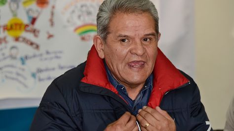 El defensor del Pueblo Rolando Villena.
