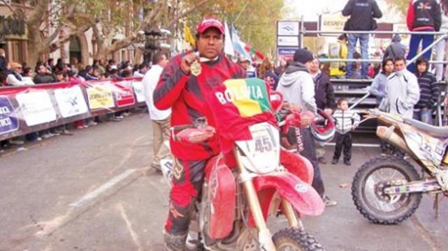 El cochabambino Nogales quedó fuera de la competencia por no llegar a tiempo al vivac de la ciudad de Salta. Foto: Los Tiempos