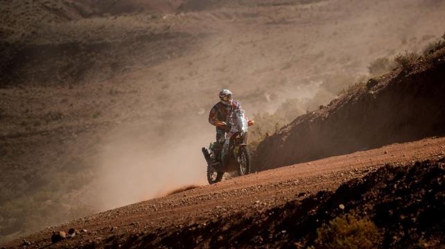 El piloto que representa al chaco boliviano apunta a terminar entre los 30 primeros de la categoría motos. Foto: Fabricio Fuentes