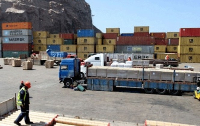 Bolivia reduce importaciones en 10% de enero a noviembre de 2015
