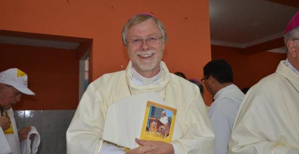 El religioso se encuentra en Cochabamba, donde participa de una reunión de Cátitas Nacional.