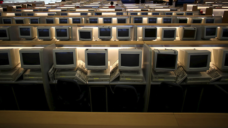  Computadoras en la bolsa de valores de Shanghái.