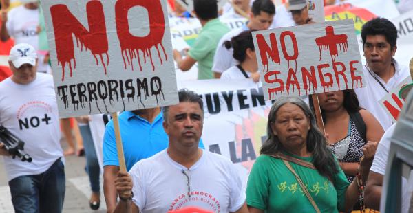 La marcha por el No en Santa Cruz juntó a varias organizaciones sociales