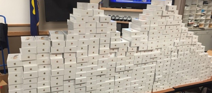 Apple vende 74,7 millones de iPhone en el último trimestre iPhone 830x365 Apple vende 74,7 millones de iPhone en el último trimestre