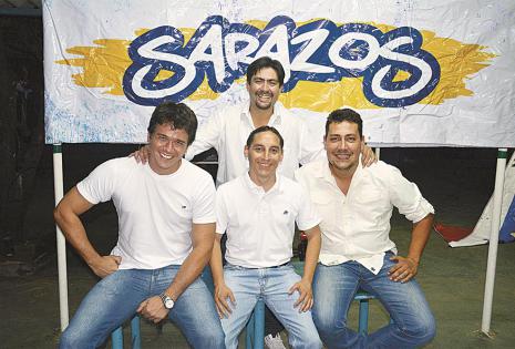 Guido Sandóval (de pie), Fernando Velasco (presidente), Javier Lladó y Renato Veizaga