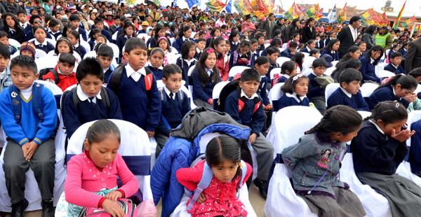 El presidente Evo Morales inaugurará la gestión académica en Oruro y otras autoridades lo harán en el resto del país.