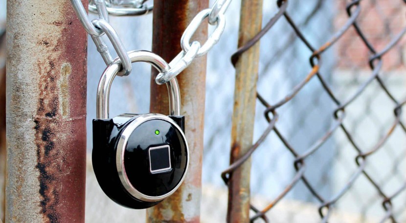 tapplock 830x457 TappLock, una cerradura inteligente ¿ y segura?