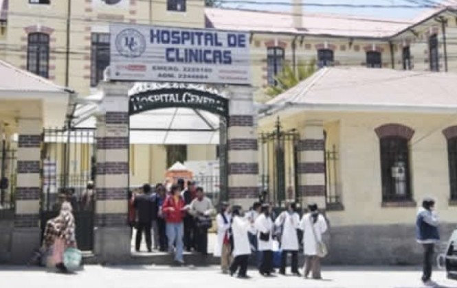 colapsa-servicio-de-emergencia-del-hospital-de-clinicas-de-la-paz_361220
