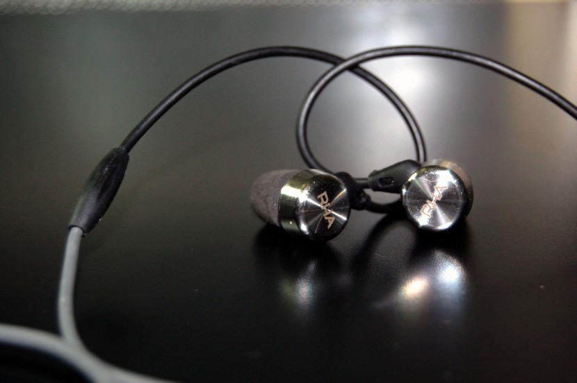 An%C3%A1lisis MA750i 3 830x552 830x552 Probamos los RHA MA750i, unos auriculares con acabados de calidad
