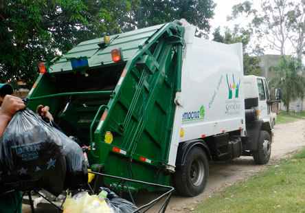 Distritos coordinan el recojo de basura y mantenimiento