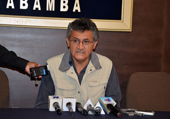 El gobernador Iván Canelas ayer en la conferencia de prensa que realizó para hablar de varios temas. | Gobernación de Cochabamba - . Agencia