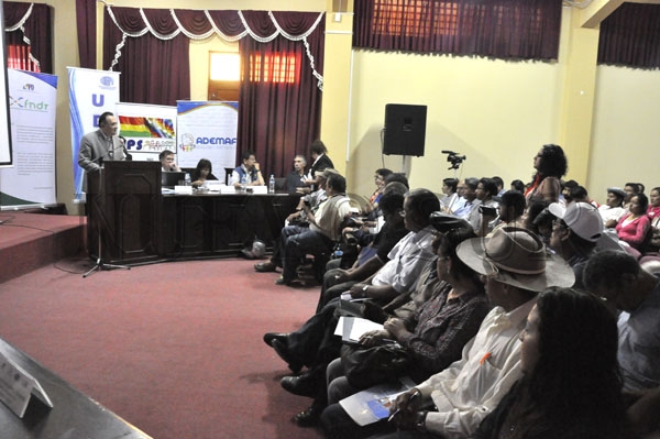 Ministro Orellana compromete  construcción de tres hospitales en Tarija
