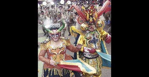 El Carnaval de Oruro concentra a miles de turistas cada año