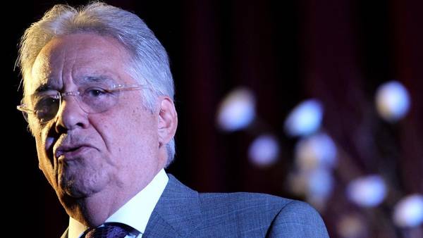 En la mira. El ex presidente Cardoso.