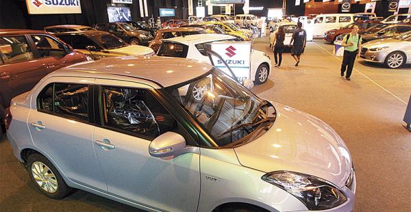 Desde anoche 80 automotrices exponen nuevos modelos de vehículos de reciente incursión en el mercado global