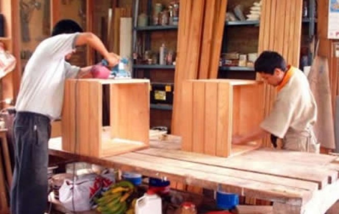 Madereros califican el 2015 como un año “nefasto” por ingreso de muebles chinos