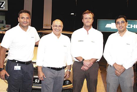 Ramiró Bayá, Gabriel Dávalos, Enrique Pagola y Nelson Cabrera, felices por la gran afluencia de personas
