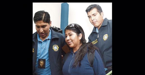Cristina Choque, directora de Gestión Social del Ministerio de la Presidencia, fue aprehendida ayer