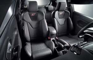 Ford-Fiesta-ST200-7