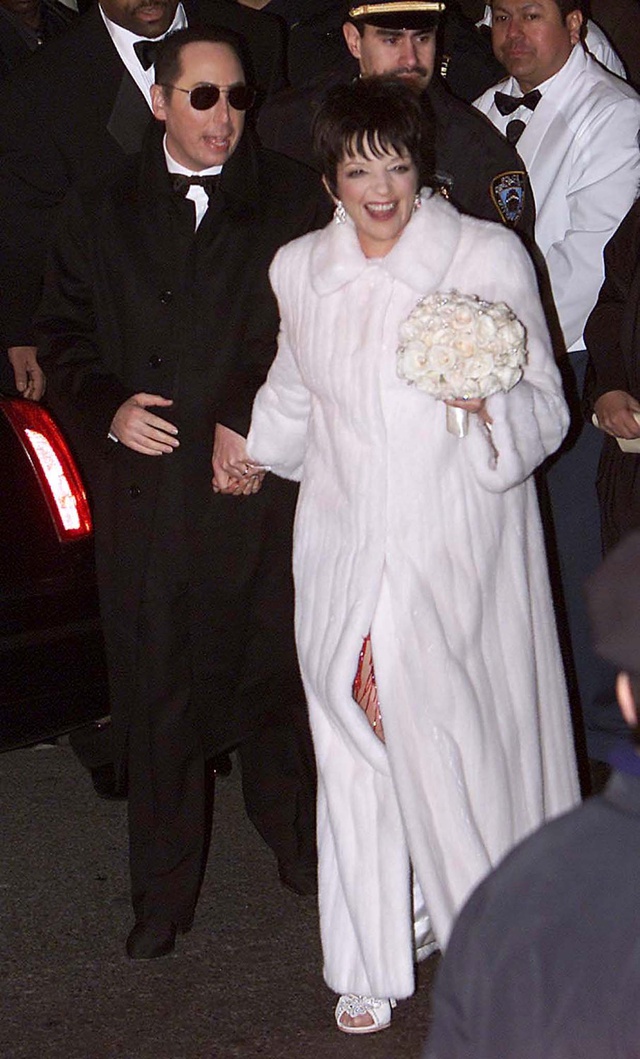 En suy boda con David Gest.