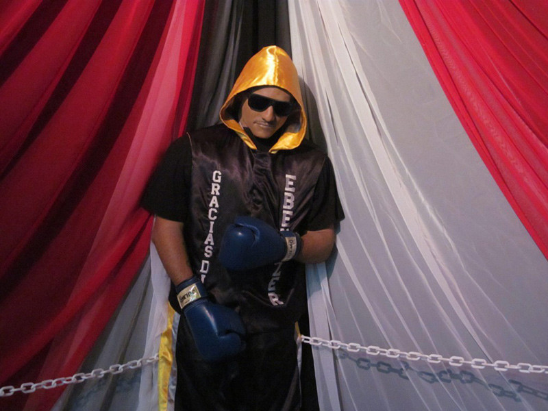 Boxeador muerto, 2014