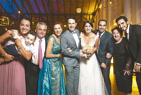 /FAMILIA DE LA NOVIA. Natalia De Ugarte, Luis Alfonso De Ugarte, María Del Rosario Muñoz Otero, Los Novios, Eduardo Greiner, Beatriz Otero Belmonte Y Luis Alfonso De Ugarte