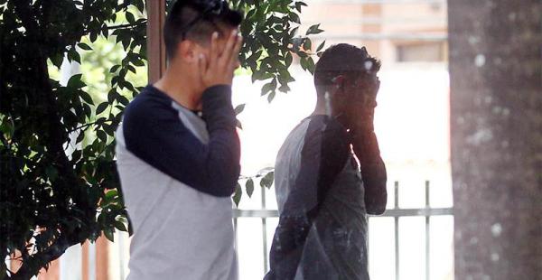 Este es uno de los subtenientes del Ejército cuando declaraba en la Fiscalía. Estaban a bordo de una vagoneta con placa 2822-YUL