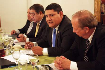 El IBCE llama a unir fuerzas entre sector público y privado