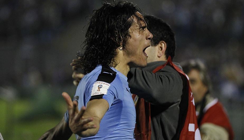 La Selección Peruana volvió a sufrir una nueva derrota en las Eliminatorias Rusia 2018. Uruguay le alcanzó con la mínima para quedarse con el triunfo (Foto: <span class="caps">EFE</span>)
