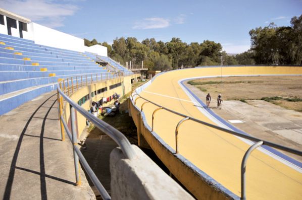 EL VELÓDROMO ÉDGAR CUETO, QUE LLEVA EL NOMBRE DEL EMBLEMA VIVO DEL PEDAL. BENJAMÍN JAMES