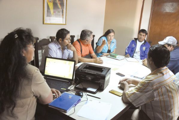 PROCLAMACIÓN DE EMERGENCIA EN LAS ASOCIACIONES COCHABAMBINAS, EL 8 DE MARZO. BENJAMÍN JAMES