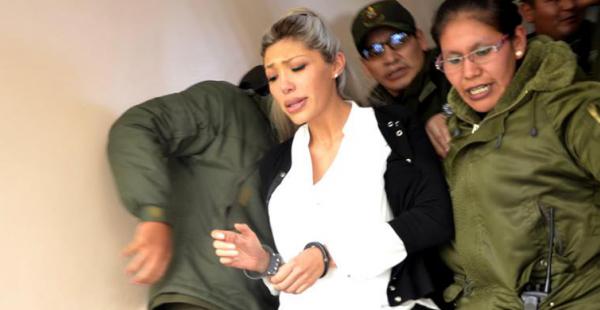 La mujer con la que el presidente Evo Morales tuvo un hijo ha sido trasladada de la cárcel de Obrajes a la de Miraflores y temen que también de allí sea llevada a otro penal