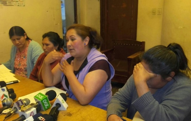 Reclusas de Miraflores dnuncian que Zapata ofreció dinero para autoatentar contra su seguridad Reclusas de Miraflores dnuncian que Zapata ofreció dinero para autoatentar contra su seguridad