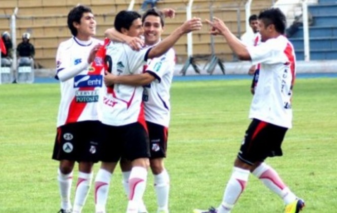 Nacional Potosí golea por 4-1 a Sport Boys
