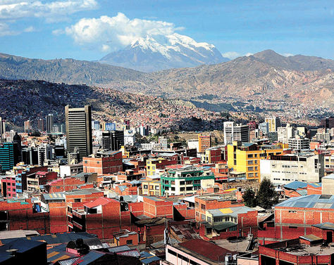 Referencia. Una vista panorámica de la ciudad de La Paz, donde el tributo a las sucesiones hereditarias es mayor.