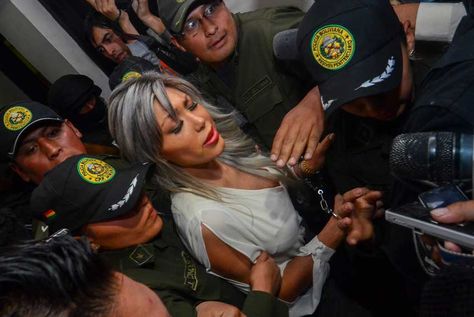 Gabriela Zapata, tras una audiencia en juzgados de La Paz. Foto: APG