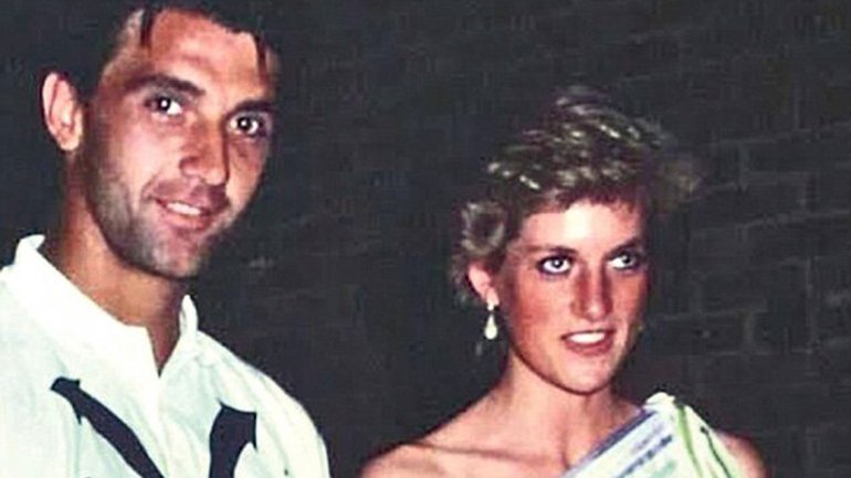Slobodan Živojinović y Diana Spencer, en 1987. La princesa todavía estaba casada con el príncipe Carlos